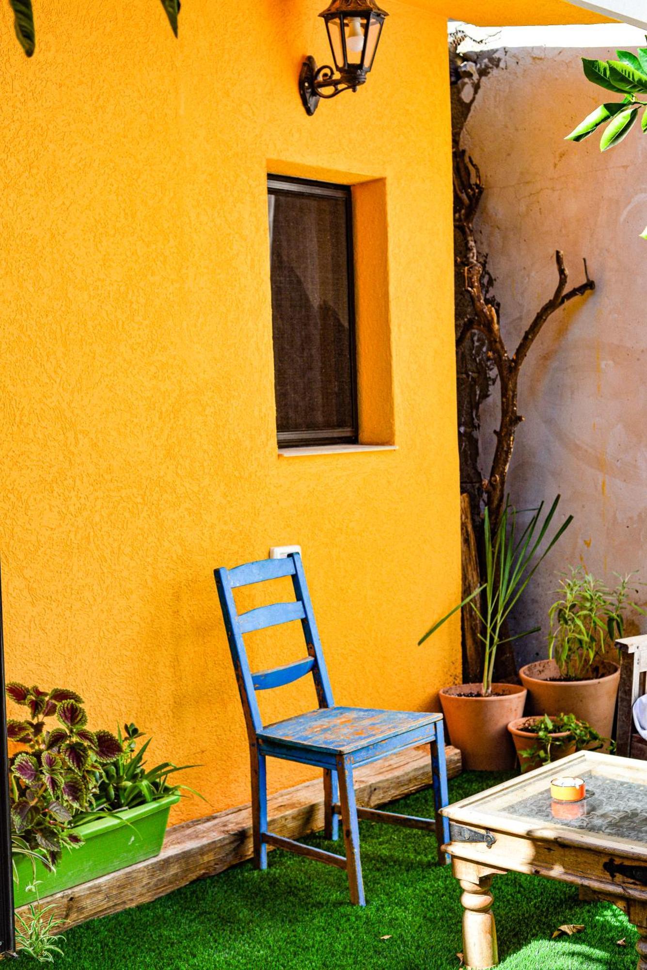 Peleh - 3 Km From The Of Cesarea Ferienhaus *