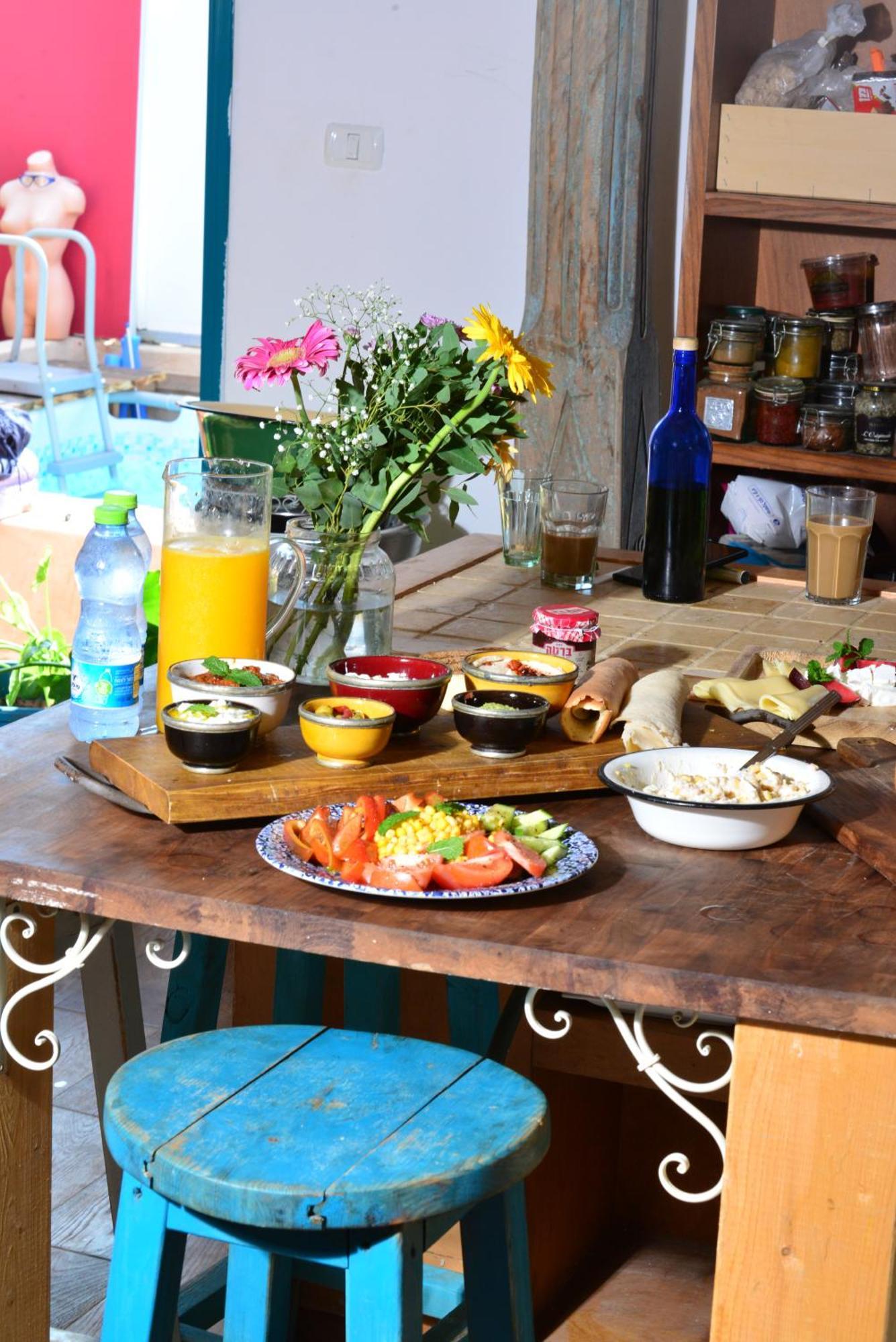 Peleh - 3 Km From The Of Cesarea Ferienhaus *